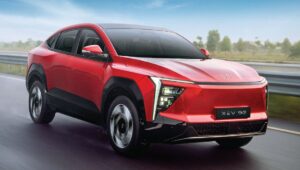 20 मिनट में चार्ज और 656 KM की रेंज, ₹21.90 लाख में आई तूफान Mahindra XEV 9e