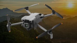 ₹83,000 में DJI ने लॉन्च किया मिनी ड्रोन Mini 5 Pro, 50MP कैमरा और 52 मिनट बैटरी बैकअप के साथ