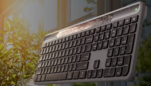 Logitech ने लॉन्च किया Solar+ K980 Wireless Keyboard, रोशनी से चार्ज, 10 साल बैटरी लाइफ और दमदार फीचर्स