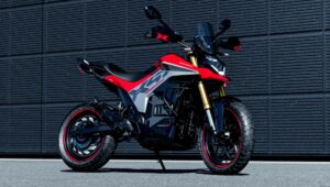 ₹2.49 लाख में लॉन्च हुई Ultraviolette X47 Crossover, 323 Km रेंज वाली नई एडवेंचर इलेक्ट्रिक बाइक