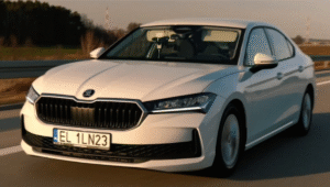 एक बार टैंक फुल और 2,831 KM की दूरी! Skoda की नई Superb ने रचा इतिहास