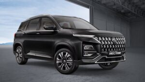 ₹11.99 लाख में लॉन्च हुई 2026 MG Hector Facelift, नया लुक और हाई-टेक फीचर्स से मचाया तहलका