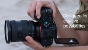 Sony लाया अब तक का सबसे पावरफुल कैमरा, ILCE-7V में इतने फीचर्स कि आप भूल जाएंगे DSLR
